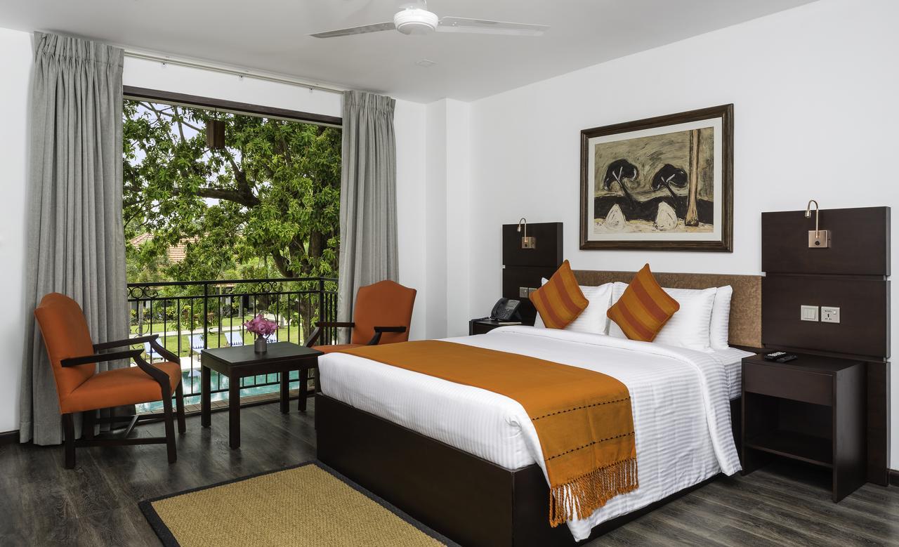 Fox Jaffna Hotel Eksteriør billede